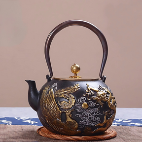 Belle Théière en Fonte - Phénix & Dragon d'Or