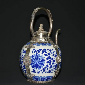 Ancienne Théière en Porcelaine Bleu - 15X14X22CM